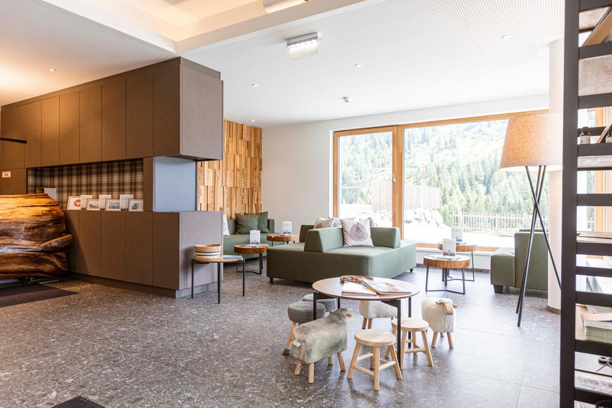 Almresort Sonnenalpe Nassfeld By Alps Resorts Kültér fotó
